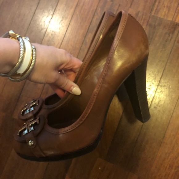 Tory Burch authentic brown leather heels 👠 - Picture 3 of 6